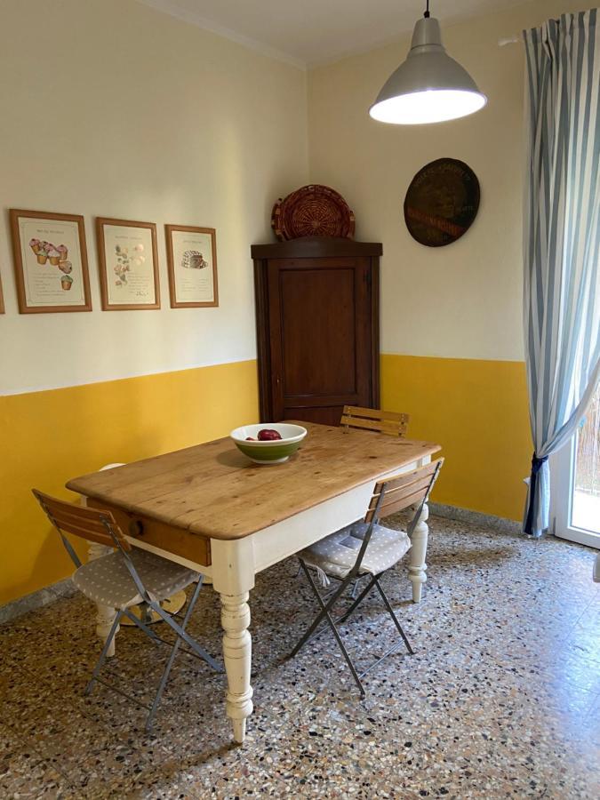 Appartamento Stella Marina A Due Passi Dal Mare E Dal Centro マリーナ・ディ・カッラーラ エクステリア 写真