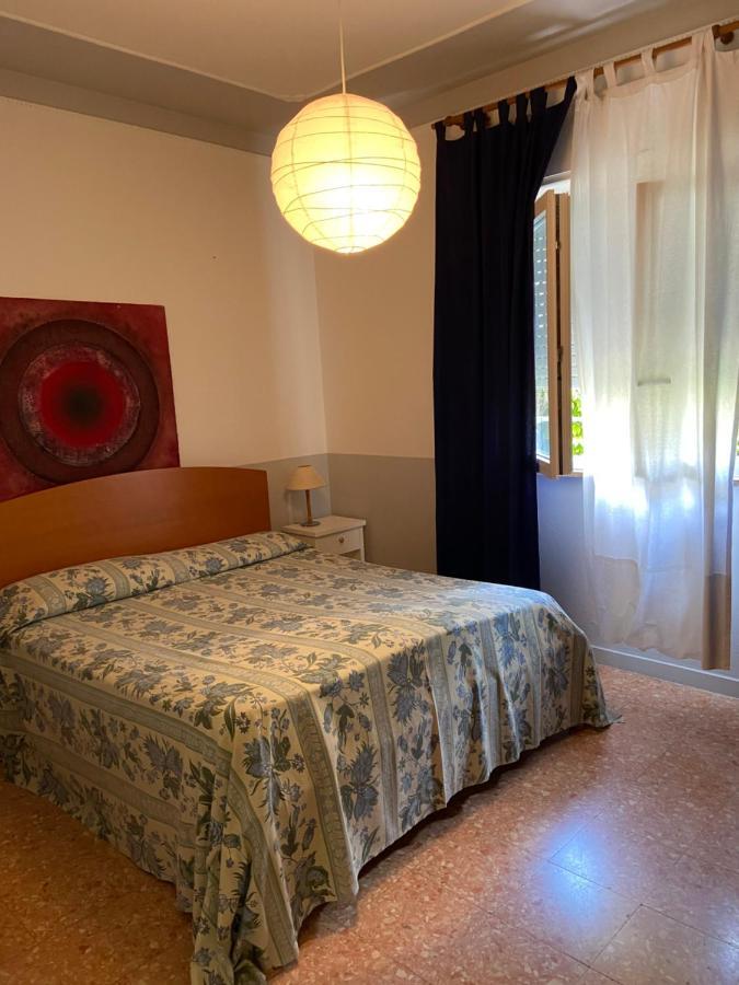 Appartamento Stella Marina A Due Passi Dal Mare E Dal Centro マリーナ・ディ・カッラーラ エクステリア 写真